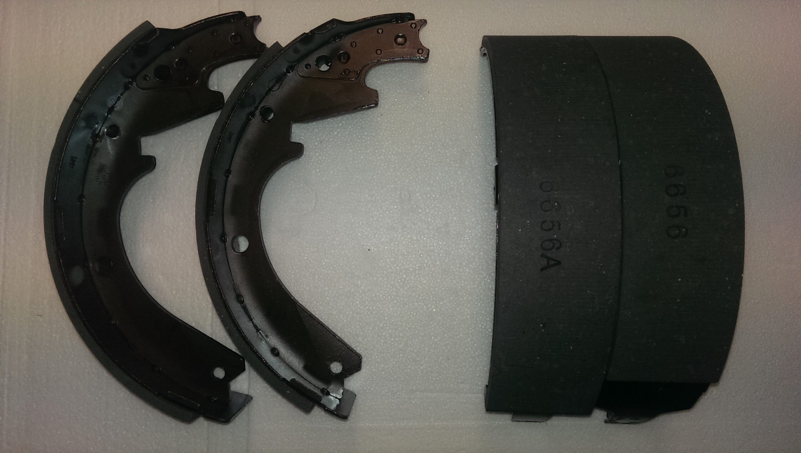 Bremsbackensatz passen Mitsubishi Canter