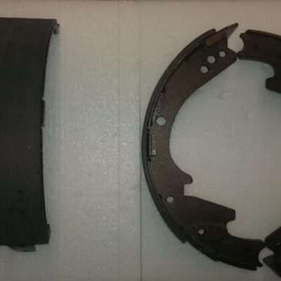 Bremsbackensatz Hinterachse Canter  OE MK499598