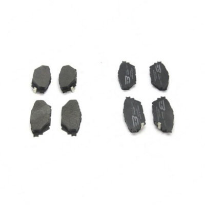 BREMSBELAGSATZ ohne Bohrungen für Verschleißkontakte VORNE/HINTEN OE: MK585740  CLT.MB3536S